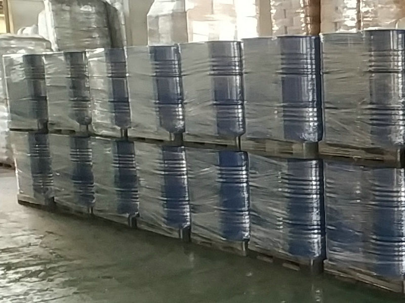 polyethylene glycol200